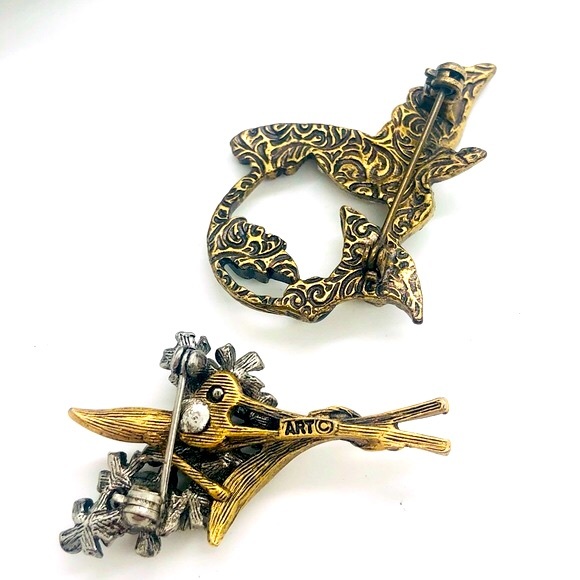 Vintage Signed ART Flower Brooch & Hummingbird Brooch - Picture 4 of 10